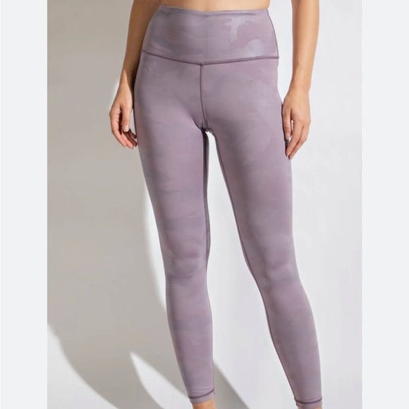 90 Degree By Reflex Pants - 90 Degree by Reflex Dusty Purple Camo Leggings